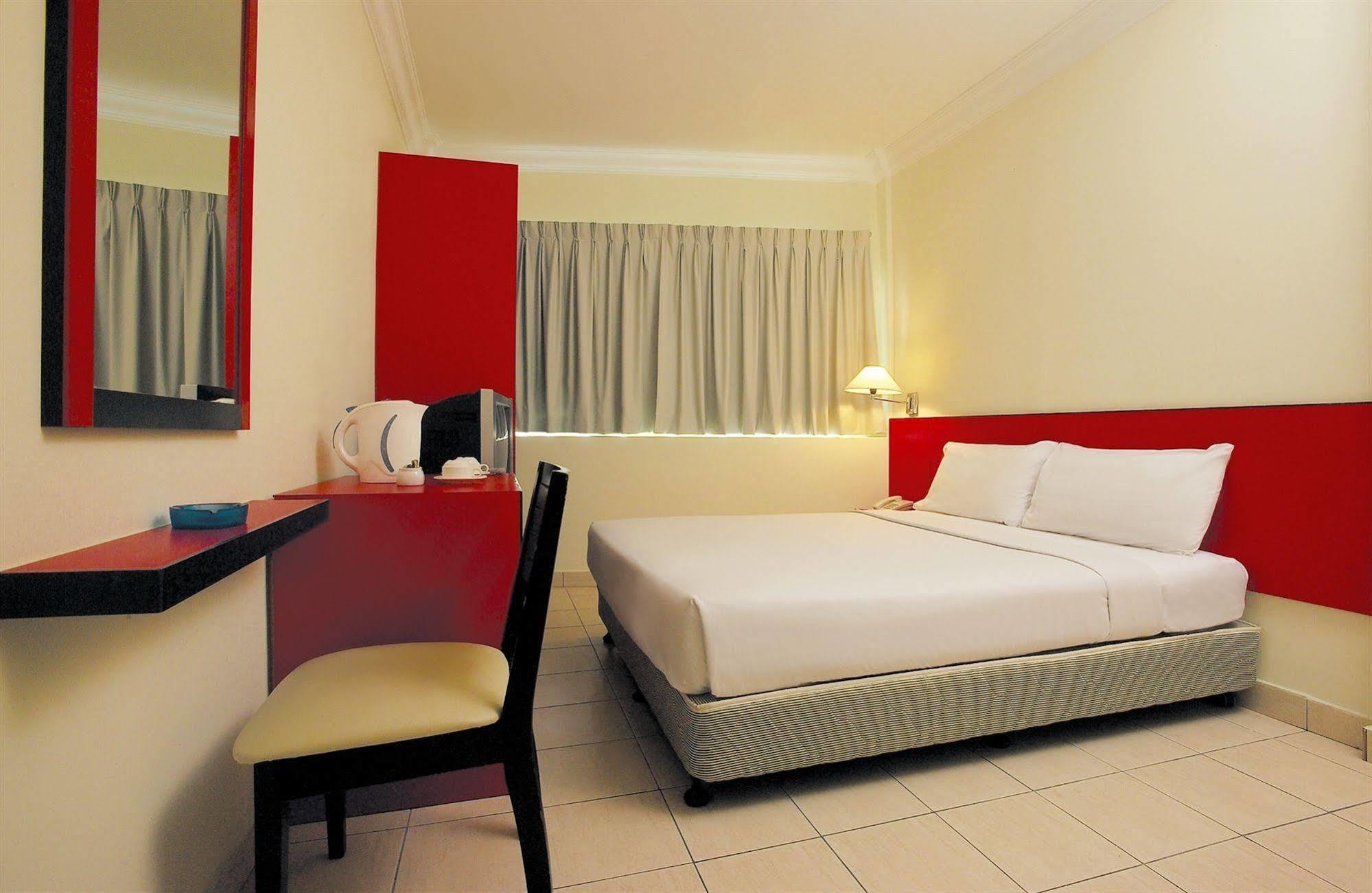 Replica Inn Bukit Bintang Kuala Lumpur Exterior photo